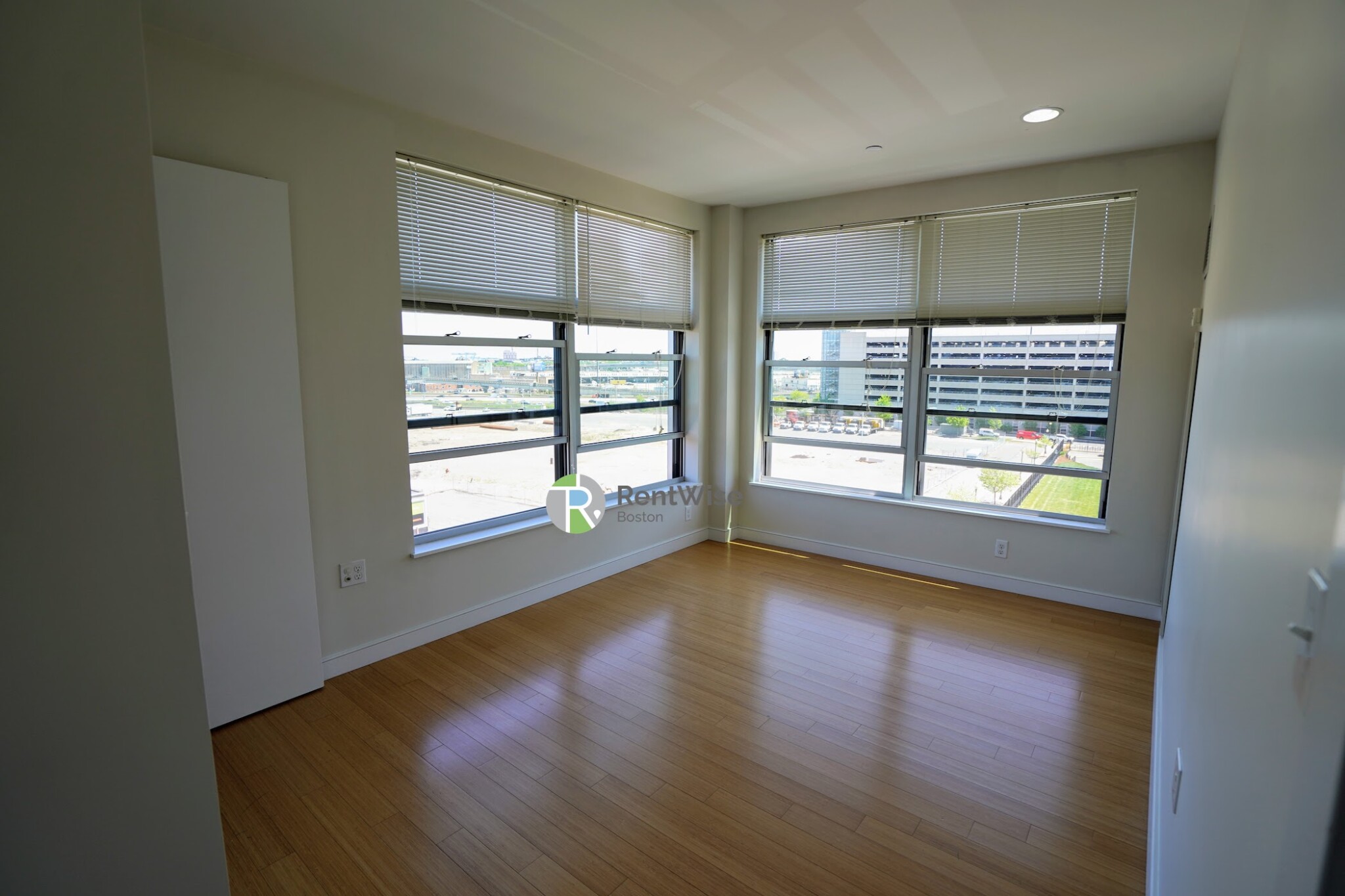 601 Albany St, South End