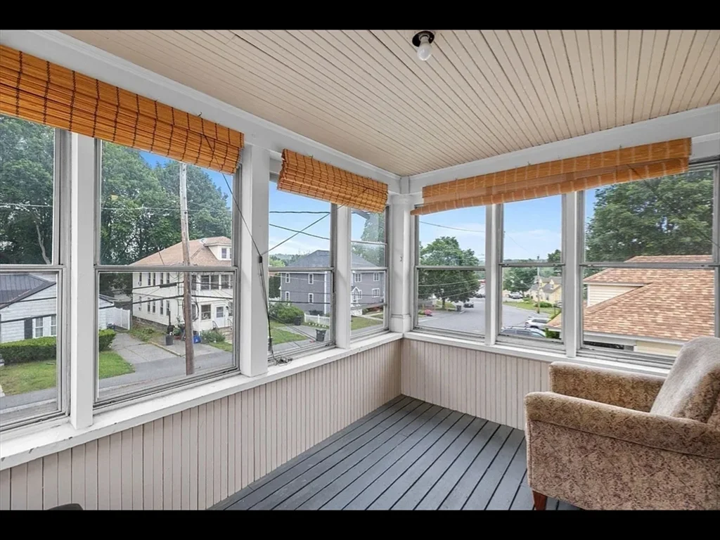 24 Lincoln St, North Andover