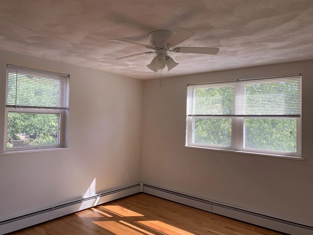 1105 Lexington St, Waltham