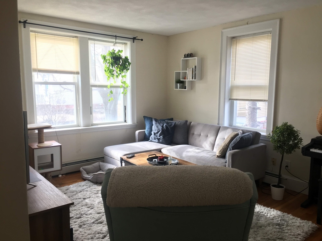 38 Day St, Davis Square