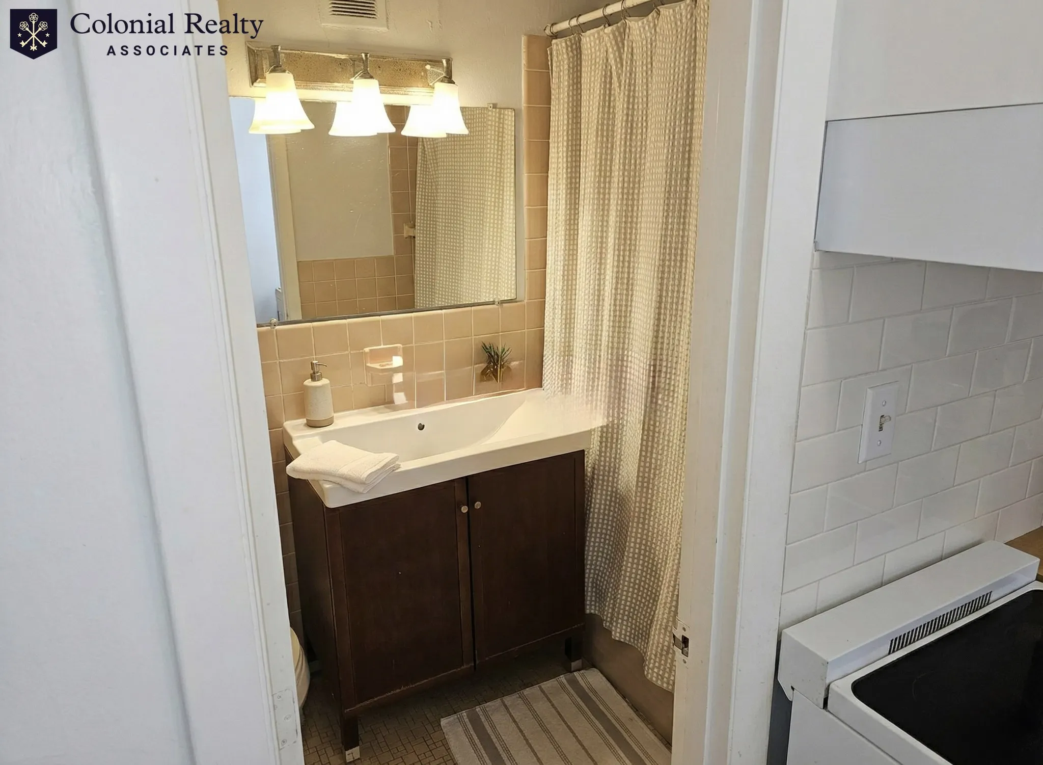 922 Beacon St, Fenway