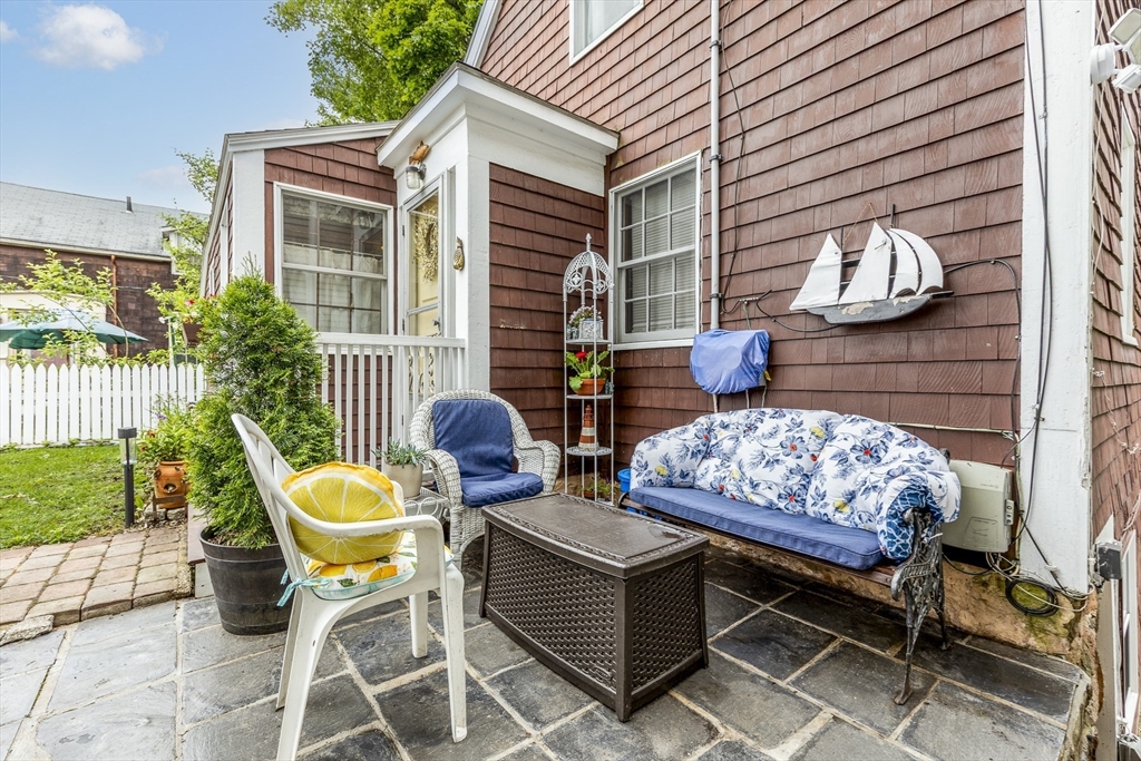 50 Rowland St, Marblehead