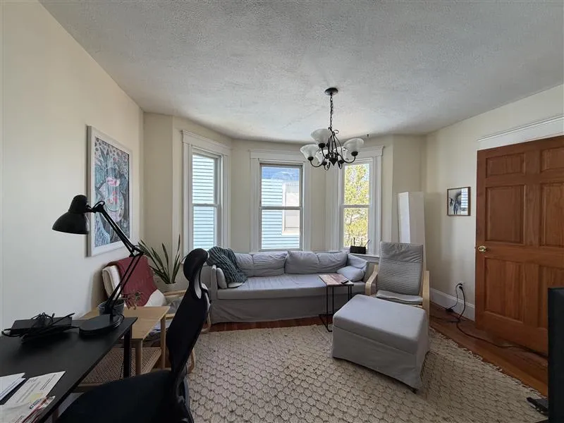 35 Magnus Ave, Ward Two