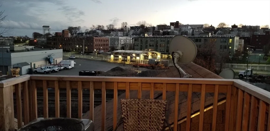 61 Crescent Ave, Chelsea