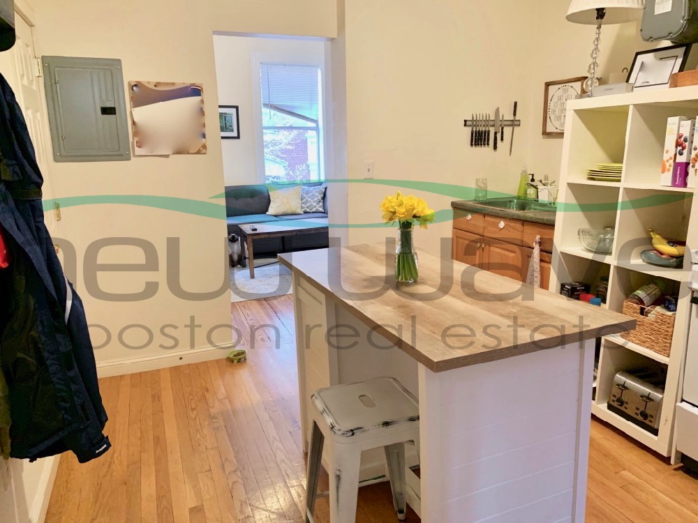 44 Joy St, Beacon Hill