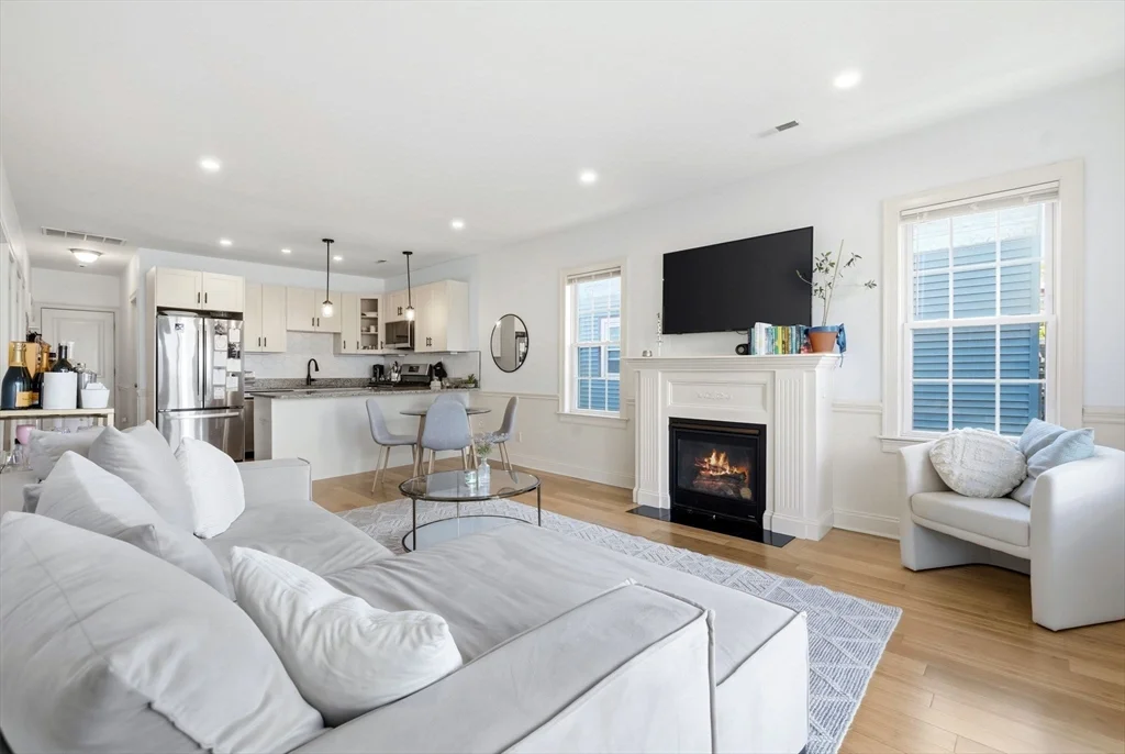 118 Saxton St, Dorchester