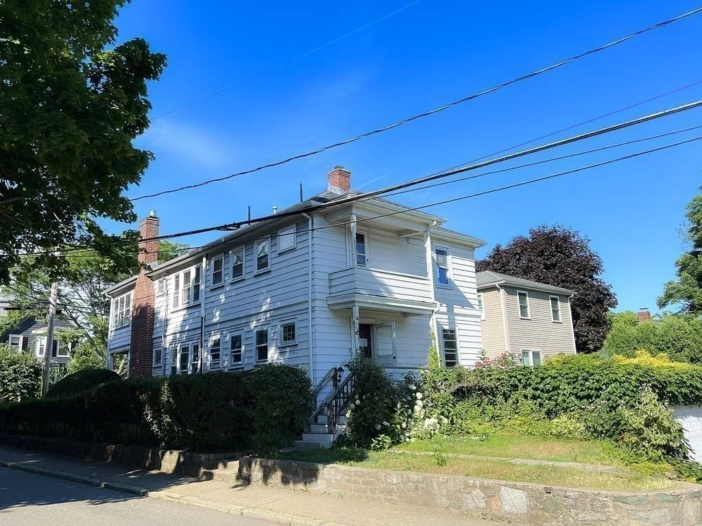 214 Derby St, West Newton