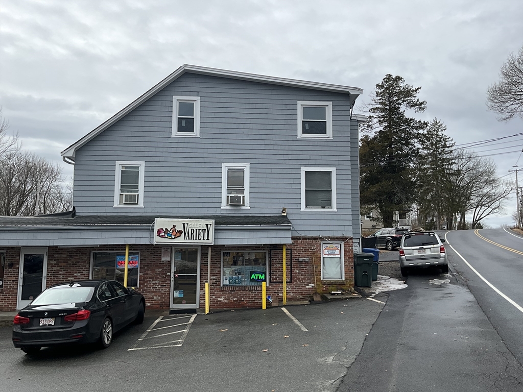 222 Salem St, Wakefield