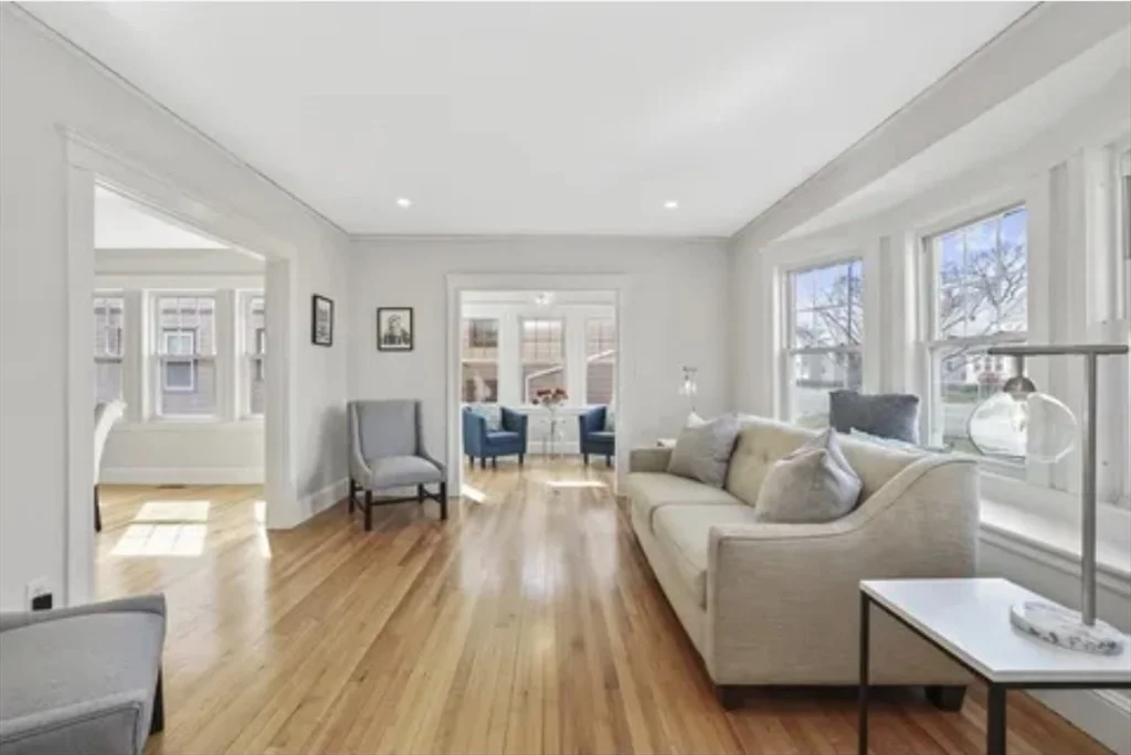 37 Gallivan Blvd, Mattapan