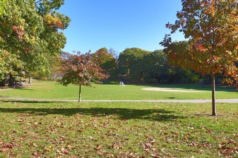 1805 Beacon St, Brookline