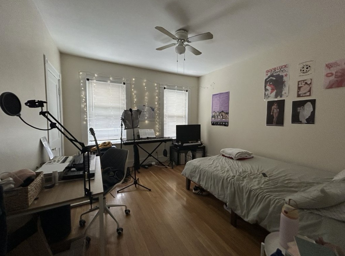 110 Murdock St, Oak Square