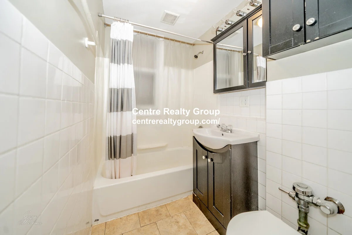 32 Sidlaw Rd, Brighton