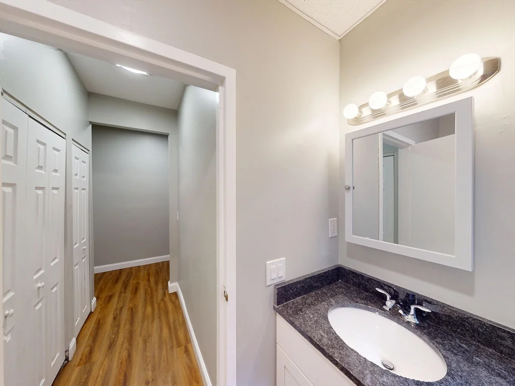 5 Royce Rd, Brighton