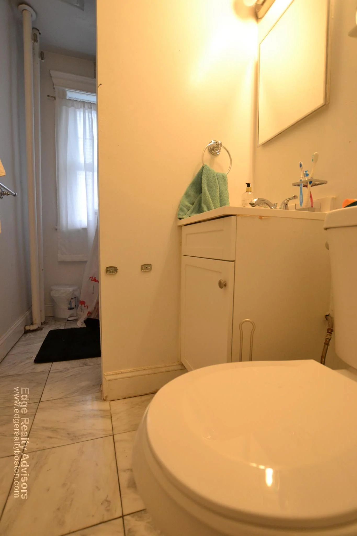 70 Strathmore Rd, Brighton