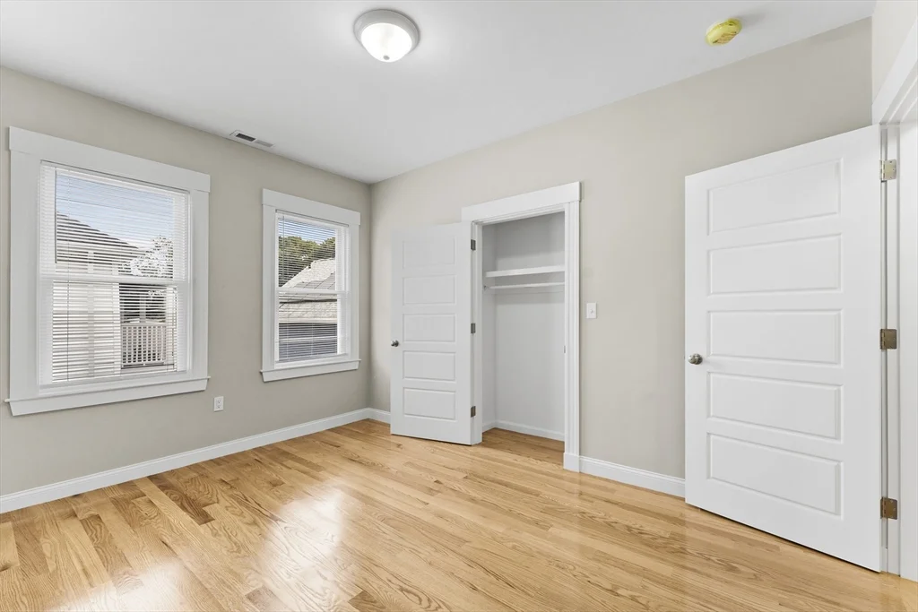 42 Almont St, Medford