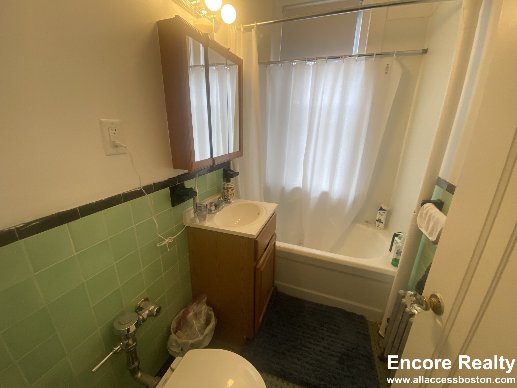 66 Chiswick Rd, Brighton