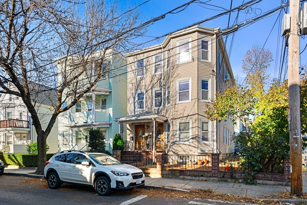 64 Grant St, Somerville