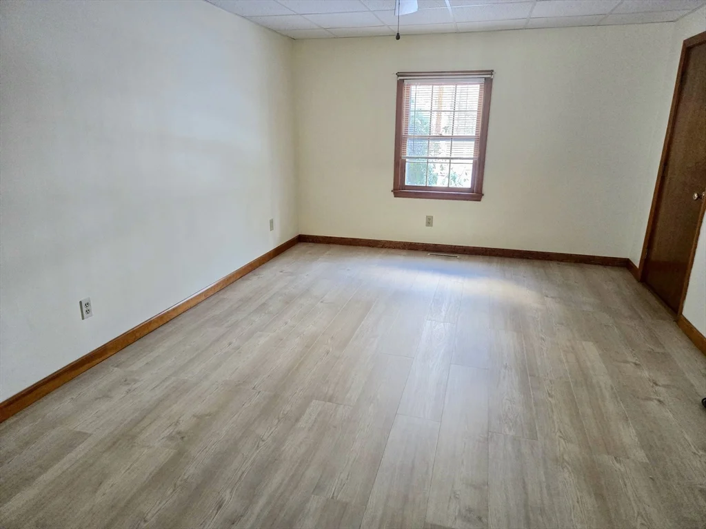 216 Ashland Ave, Southbridge