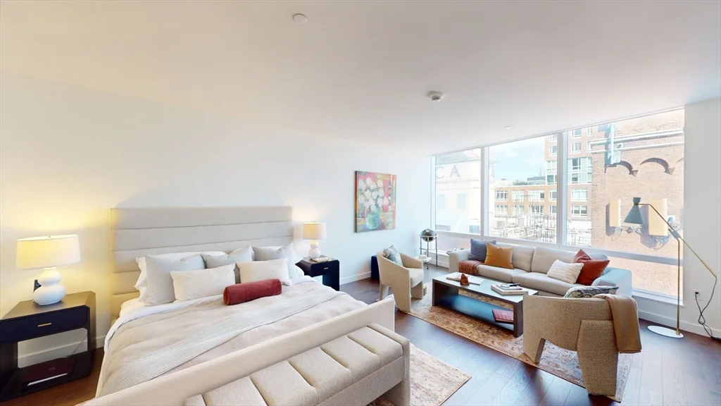 430 Stuart St, Back Bay