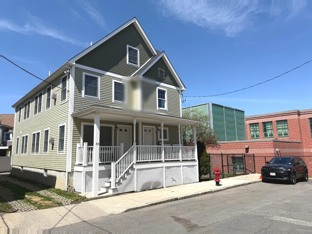 34 Knowlton St, East Somerville
