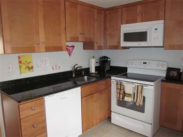 2 Tideview Path, Manomet