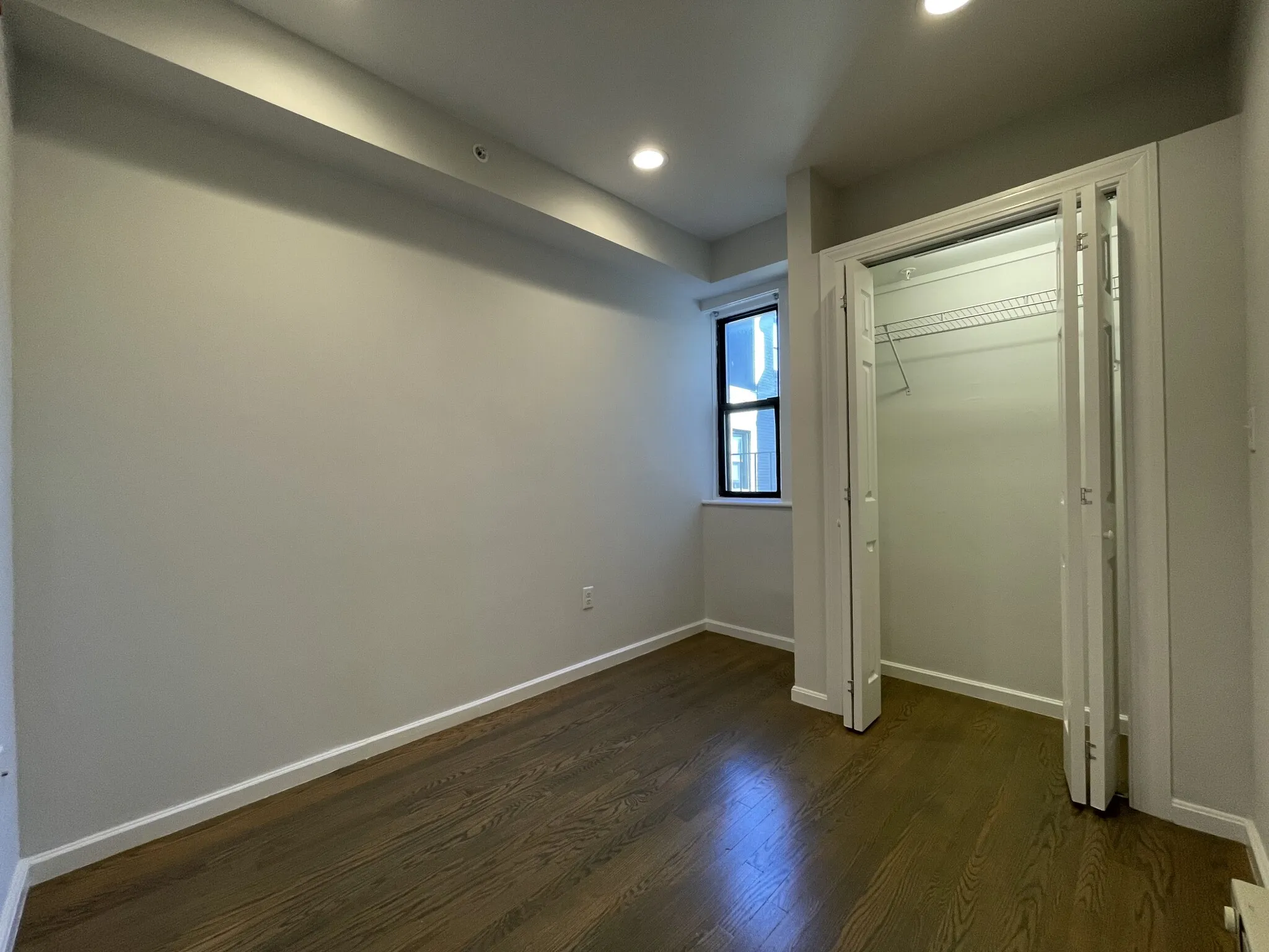 19 Peterborough St, Fenway