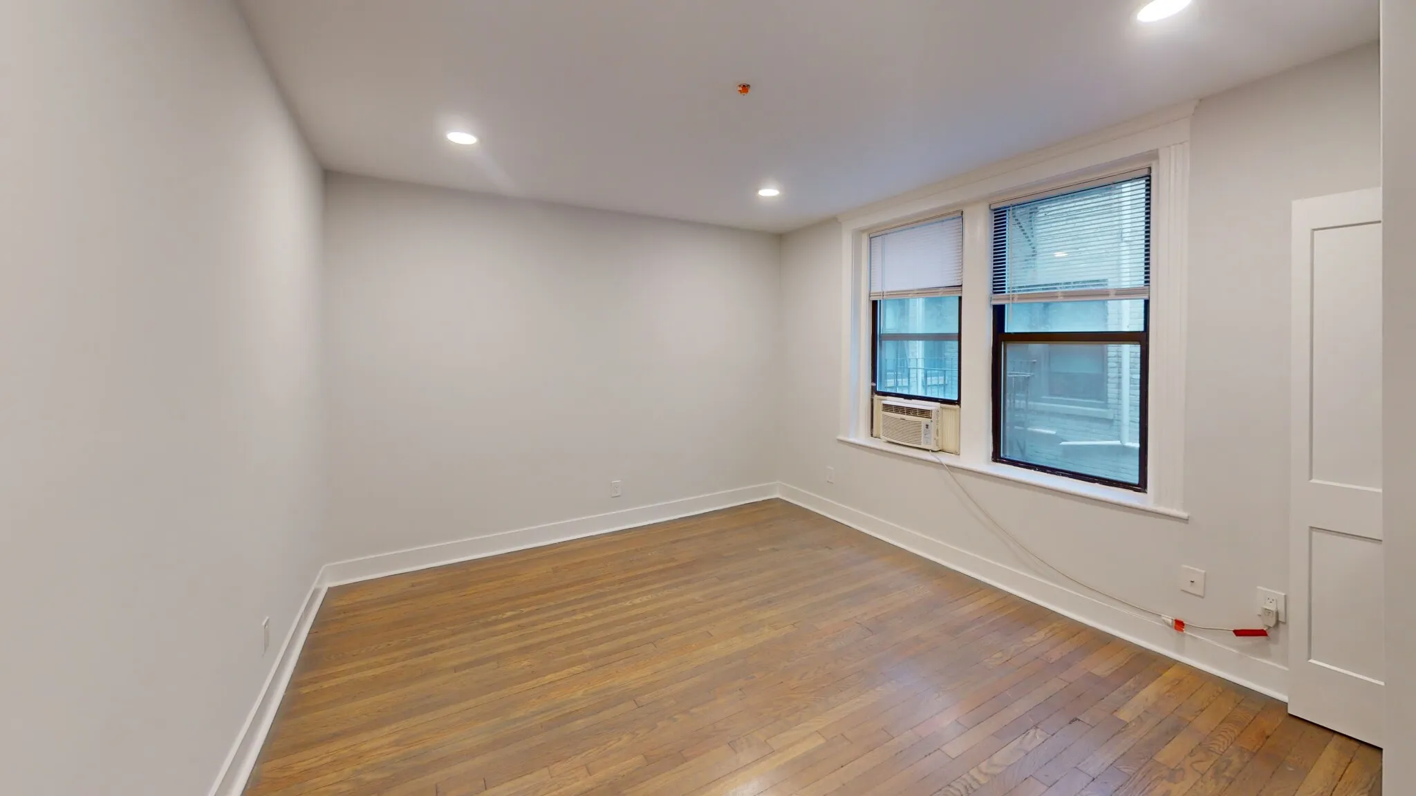 19 Peterborough St, Fenway