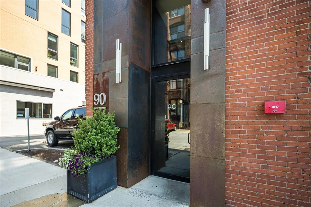 90 Wareham St, South End