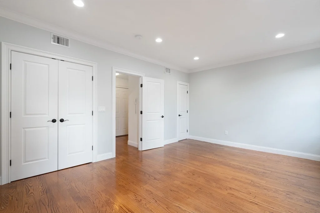 83 W Brookline St, South End