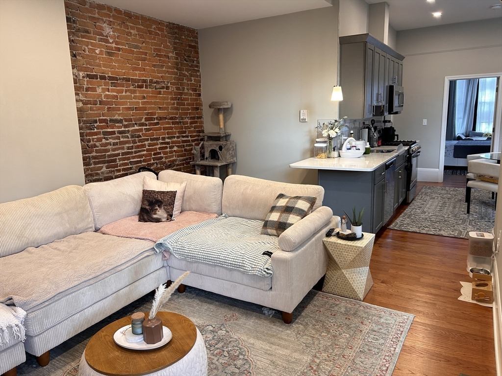 141 Galen St, Watertown