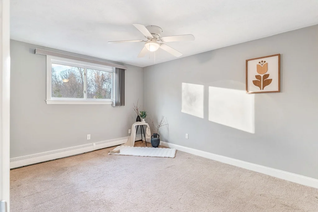 10 Woodcrest, Weymouth