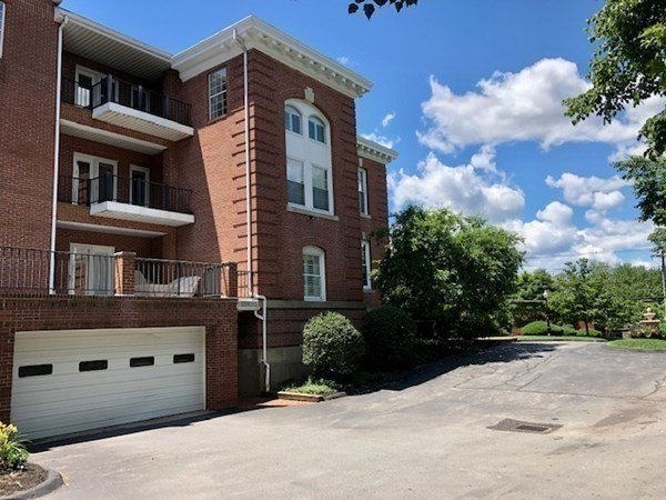 760 Highland Ave, Needham