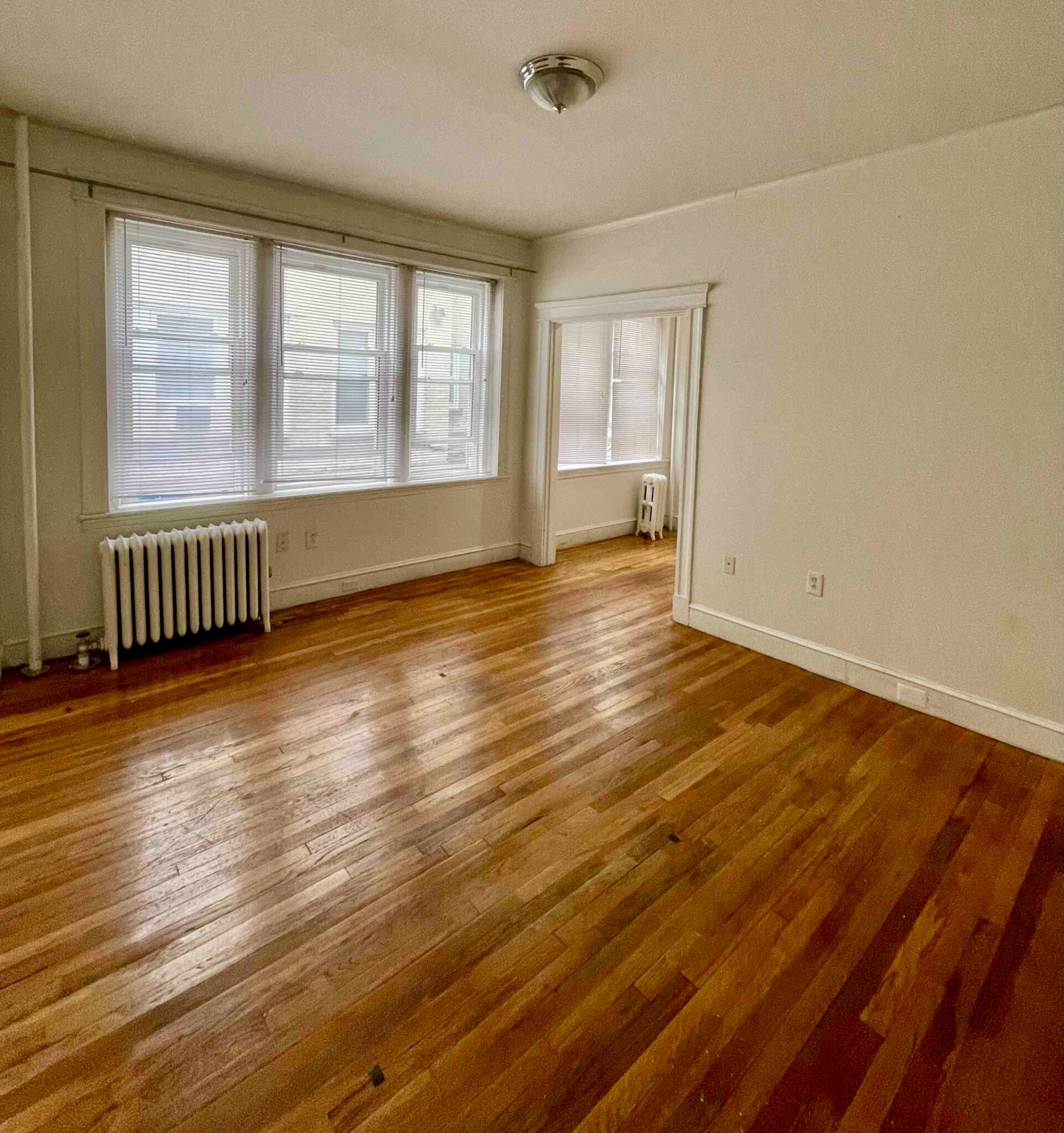 1637 Commonwealth Ave, Brighton