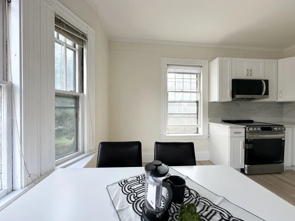 71A Gardner St, Allston