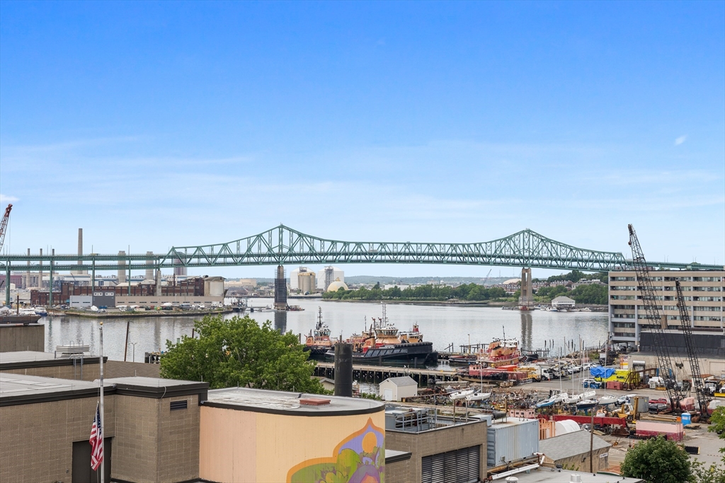 301 Border St, Central Square