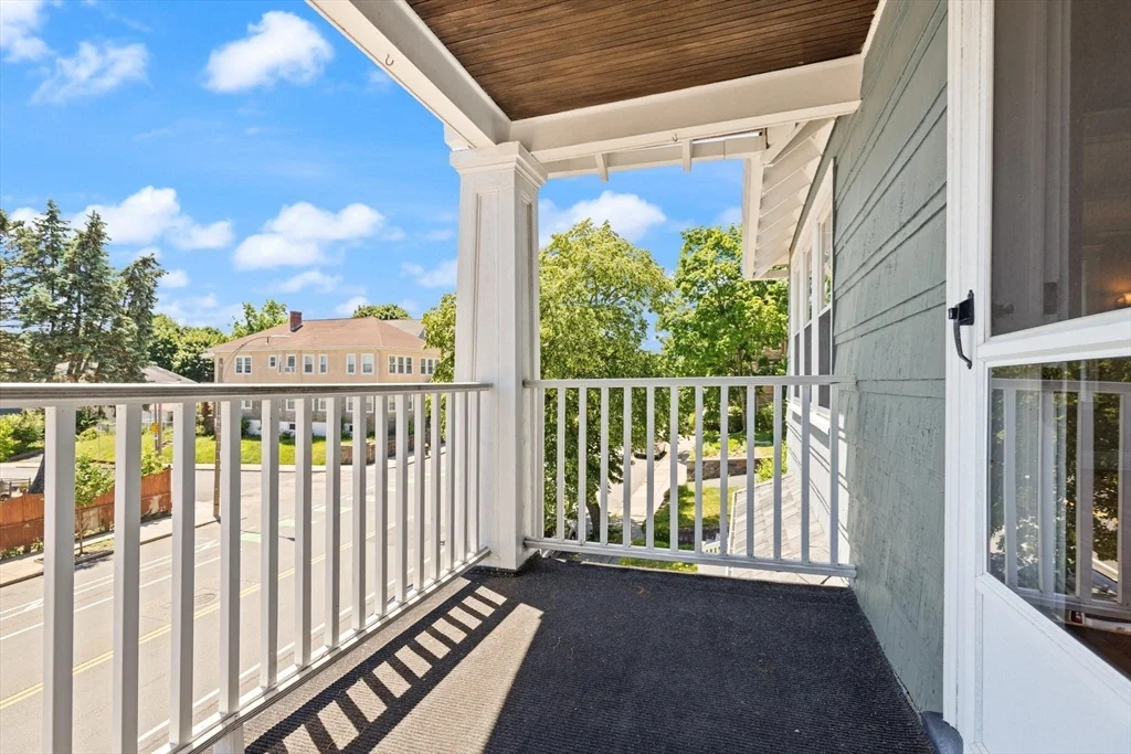 1521 Centre St, West Roxbury