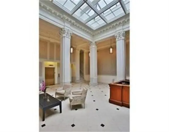 21 Beacon, Beacon Hill