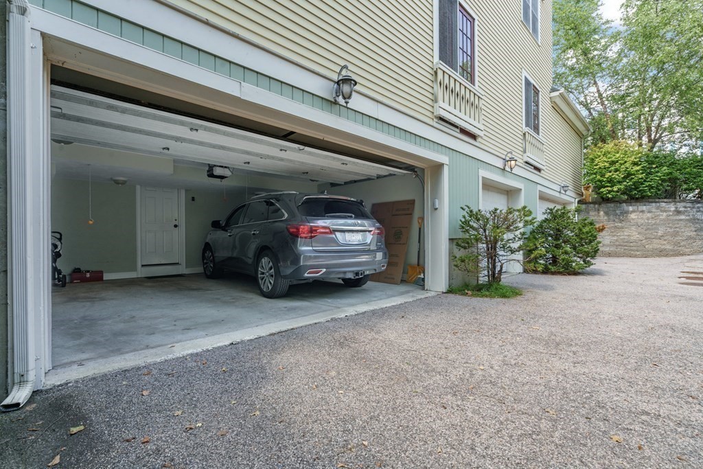 76 Putnam Ave, Cambridge