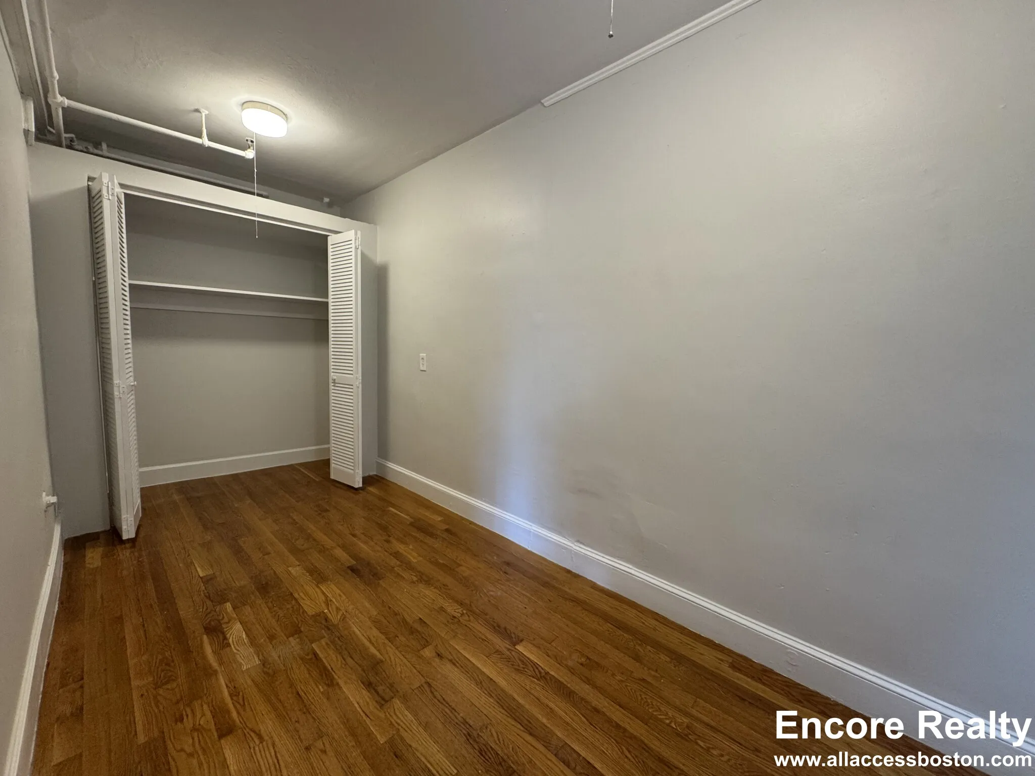 1615 Commonwealth Ave, Brighton