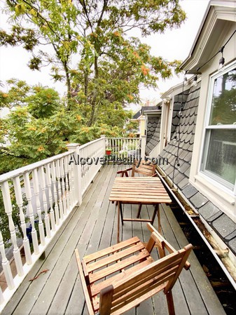 2 bed, 1 bath apartment for rent at 1 Mead St Unit 3, Davis Square — photo 5 of 9