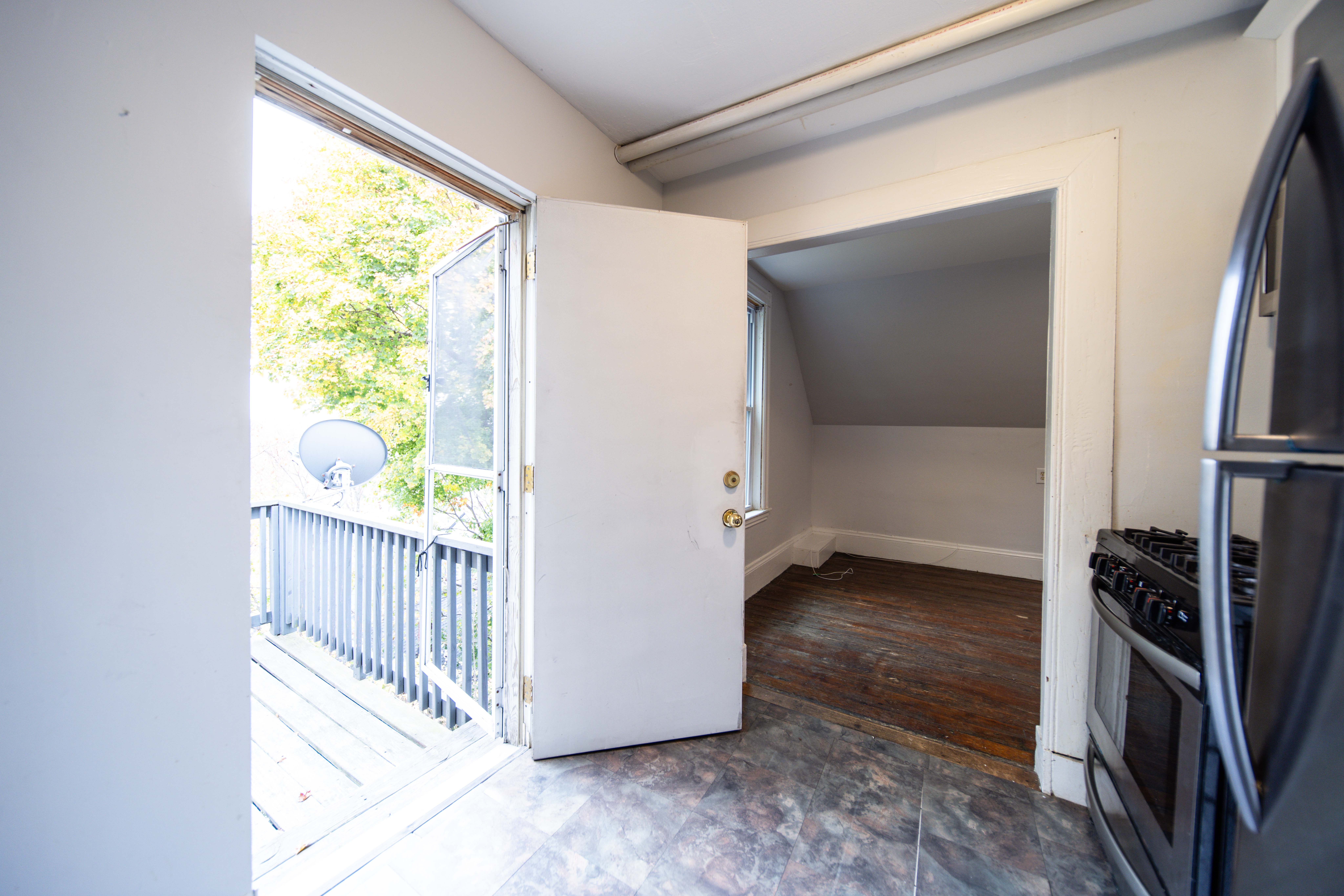 2 bed, 1 bath apartment for rent at 8 Dennison St Unit 3, Roxbury — photo 3 of 22