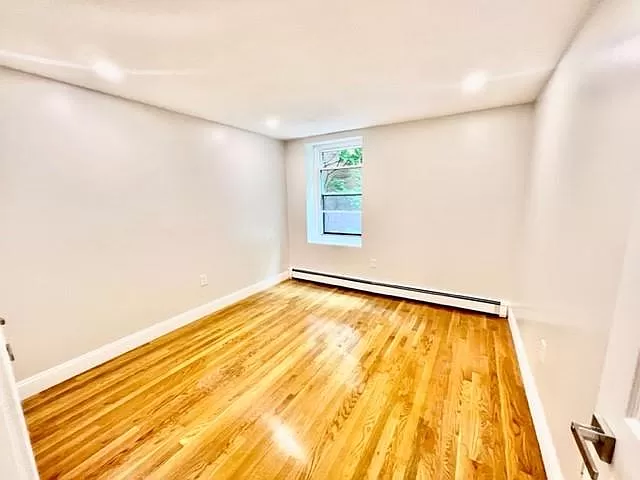2 bed, 1 bath apartment for rent at 109 Fulton St Unit 3, North End — photo 5 of 17