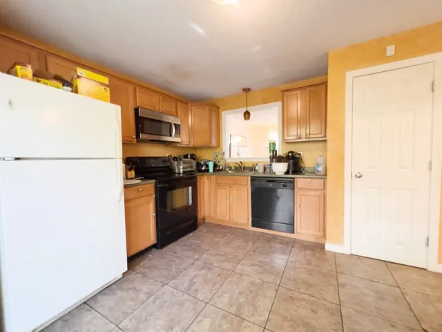 45 Lawn St, Mission Hill