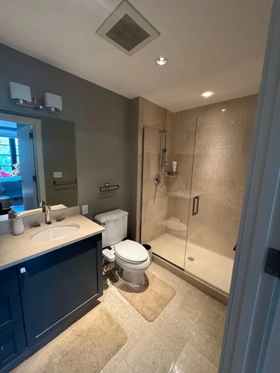 21 Father Francis Gilday St, South End