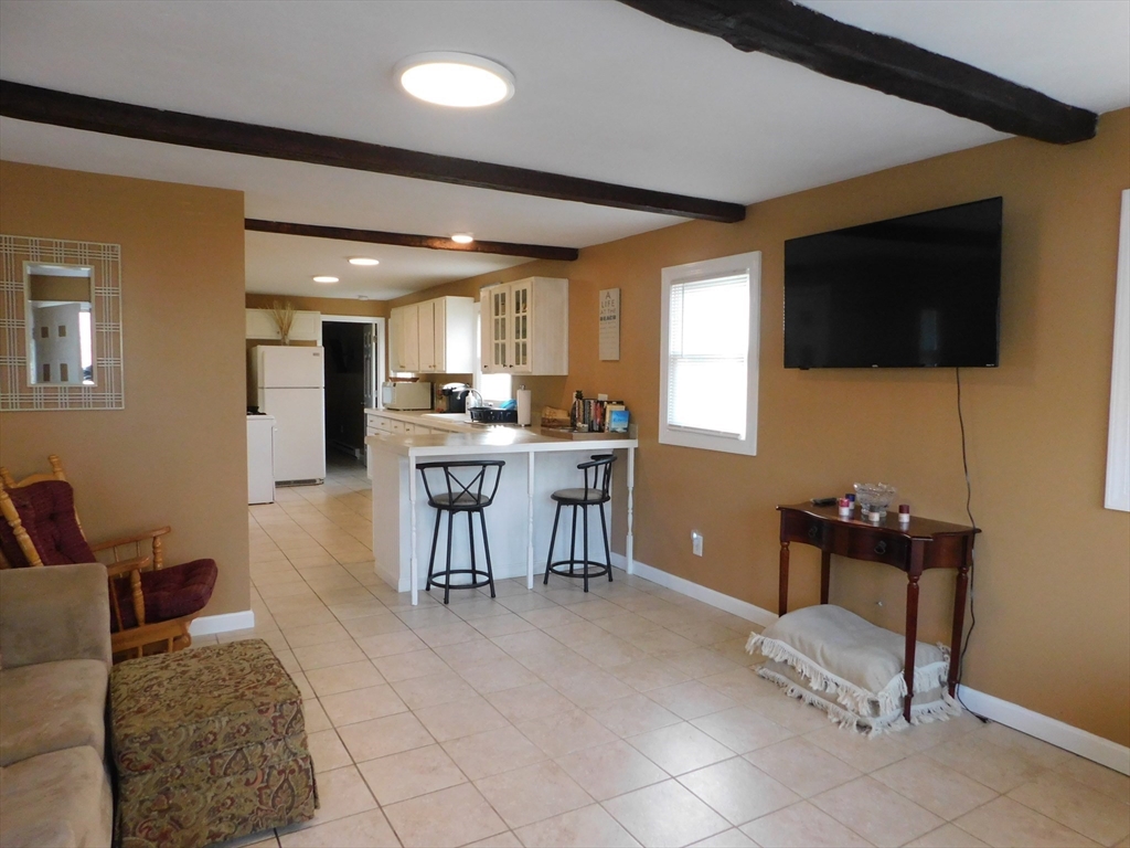 16 Thirteenth St, Wareham