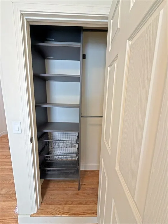 130 West 8th St, South Boston