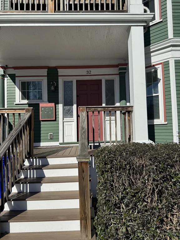 32 Roseclair St, Dorchester