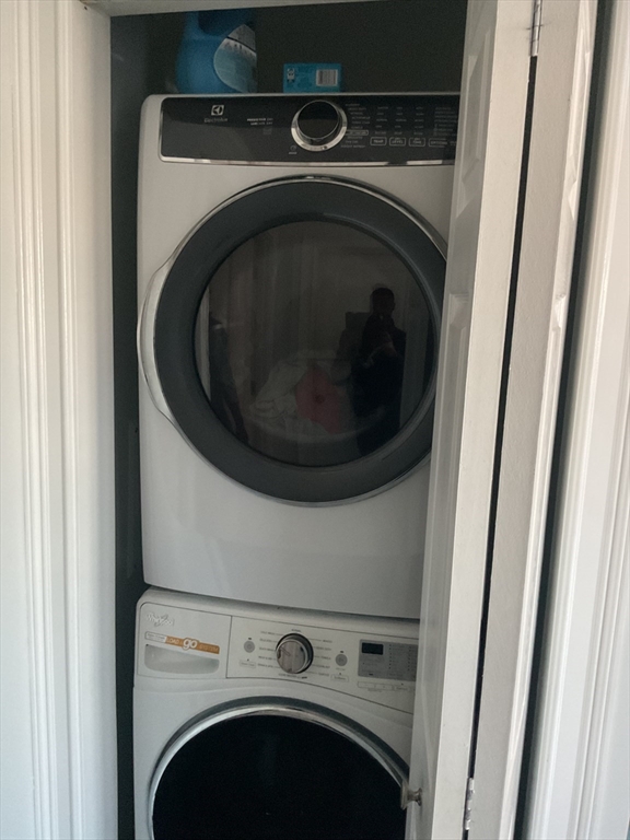 728 East Broadway, South Boston