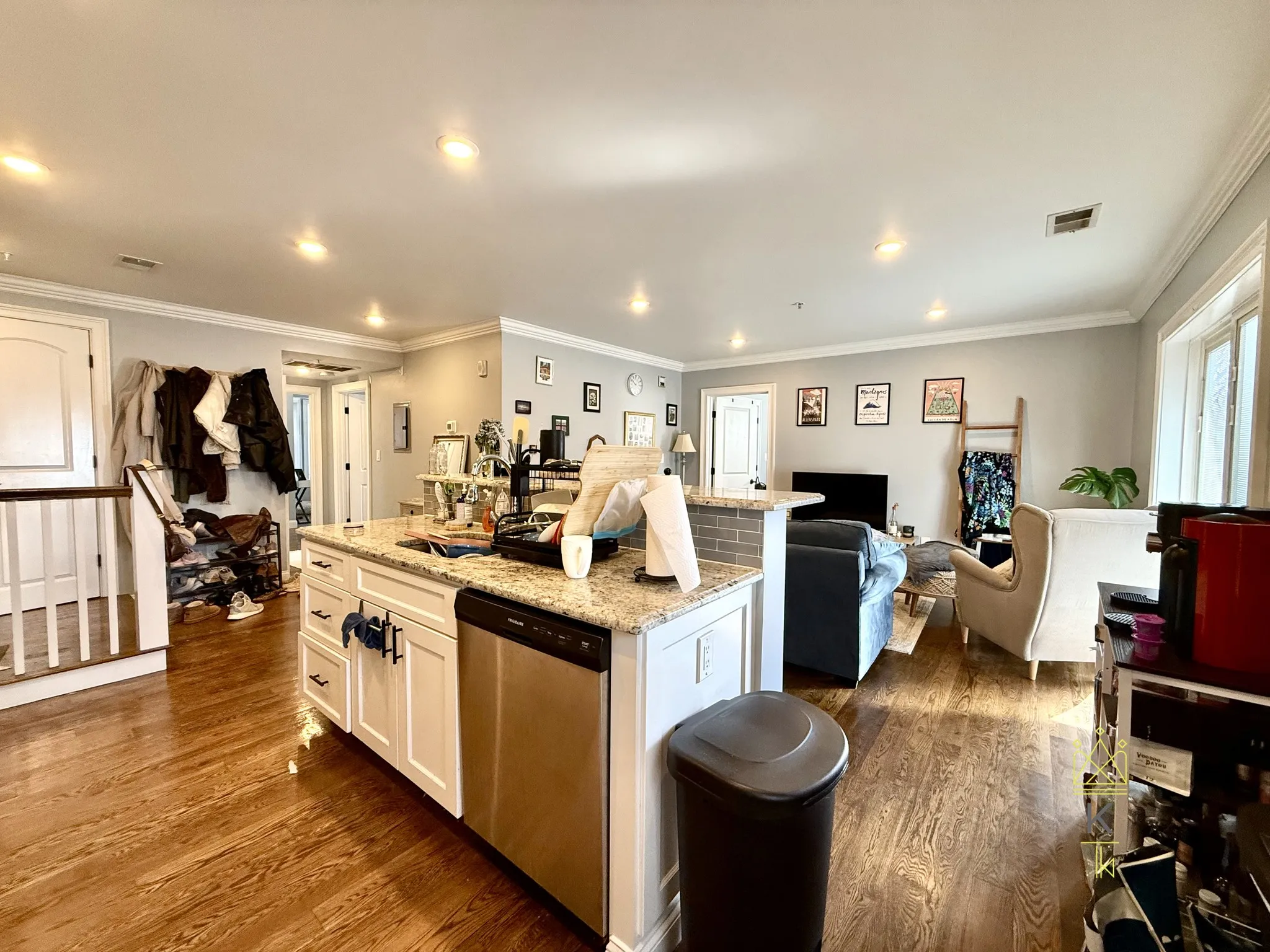 8 Nira Ave, Jamaica Plain