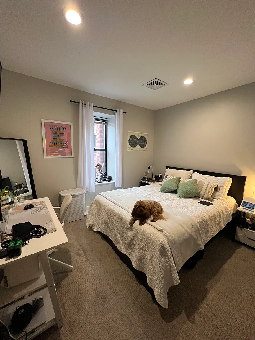 1661 Washington St, South End